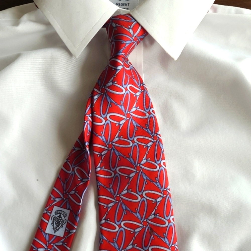 Gucci Handmade Italian Red Patterned Silk Tie